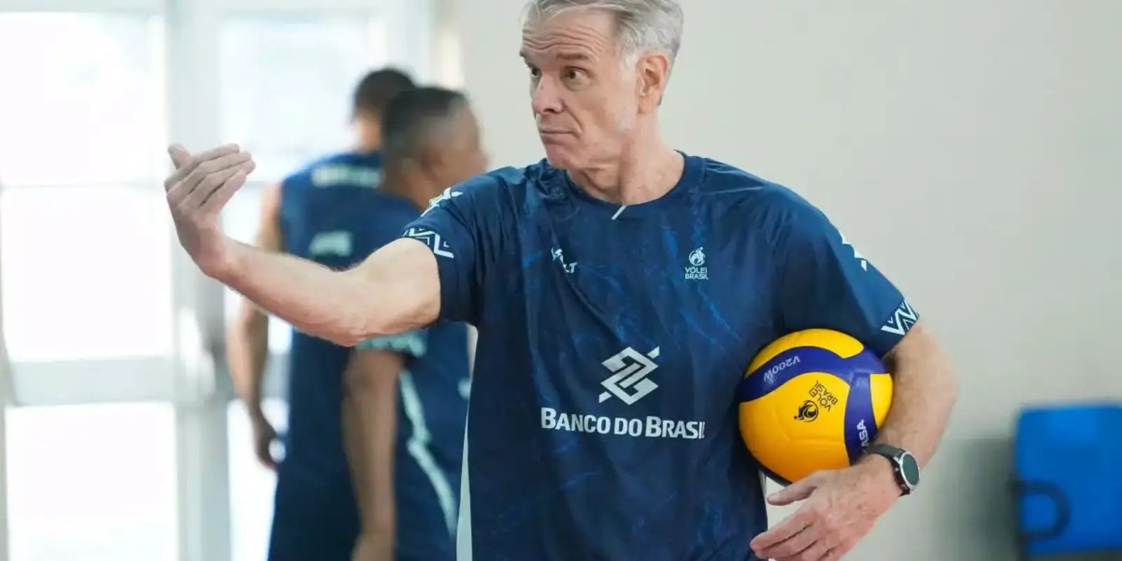bernardinho-anuncia-os-inscritos-do-brasil-na-liga-das-nacoes-de-volei
