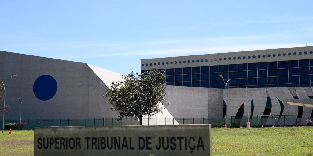 stj-abre-investigacao-por-uso-de-prompts-para-fraudar-processos
