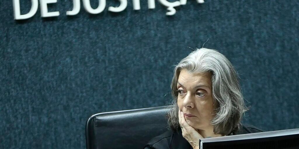carmen-lucia-vota-por-derrubar-flexibilizacao-da-lei-da-ficha-limpa 