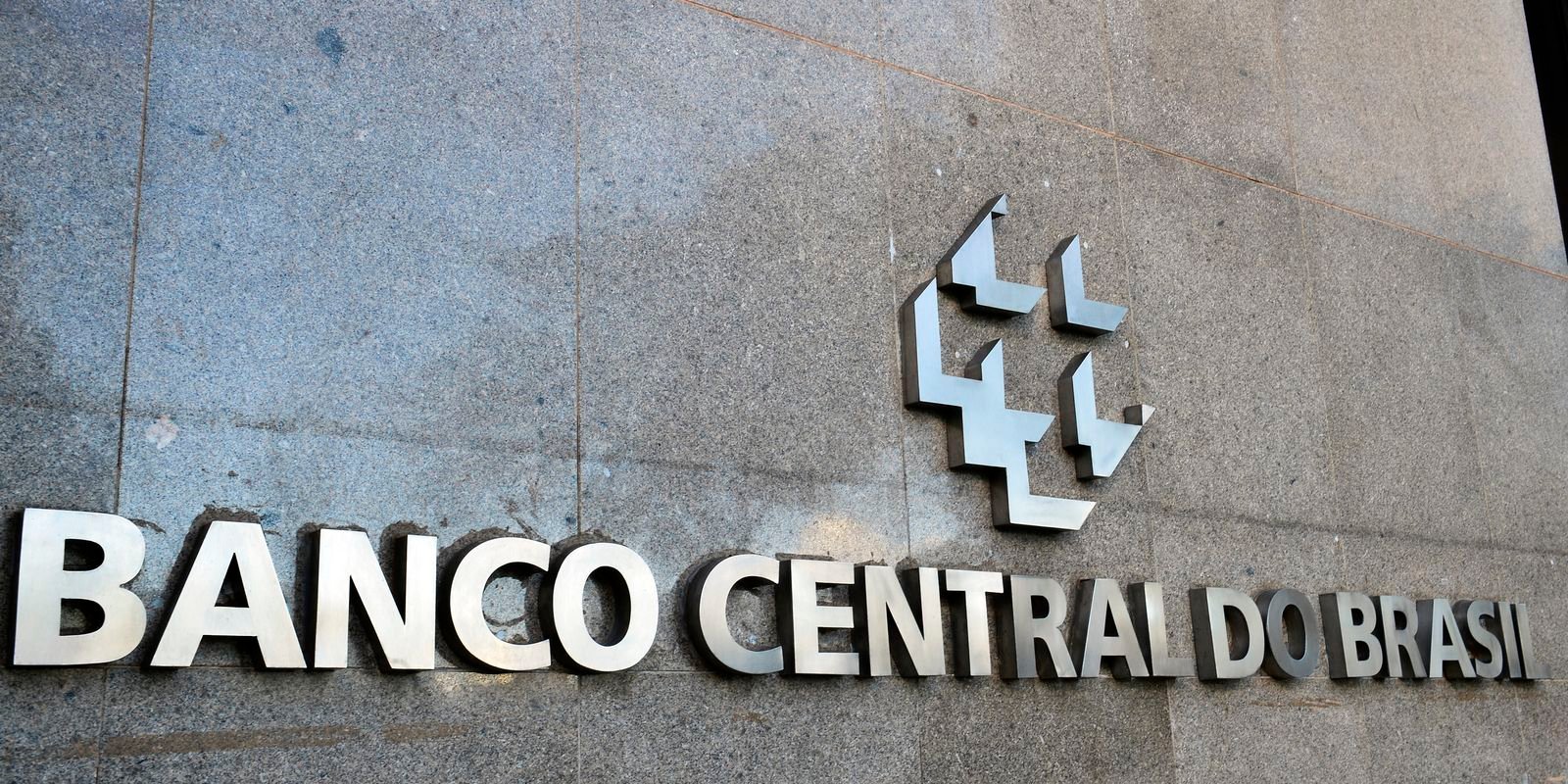 bc-regulamenta-regras-do-cmn-para-limitar-uso-do-fgc-por-bancos