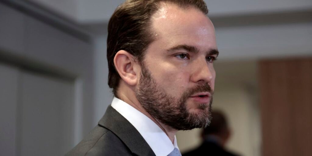 novo-desenrola-ja-beneficiou-6-milhoes-de-pessoas,-diz-dario-durigan
