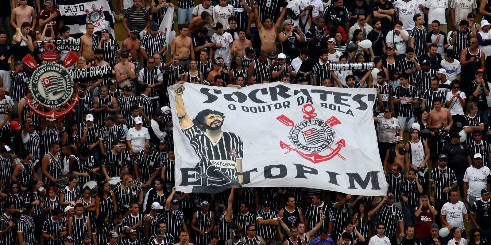 socrates,-idolo-do-corinthians-e-da-selecao,-recebe-honraria-na-alesp