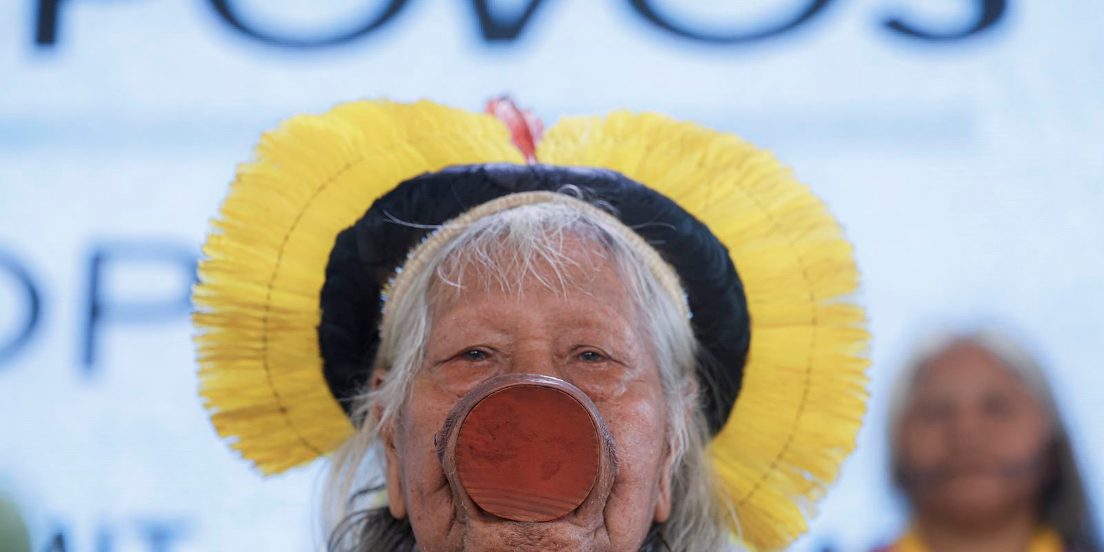 lider-indigena-raoni-tem-melhora-do-quadro-de-saude