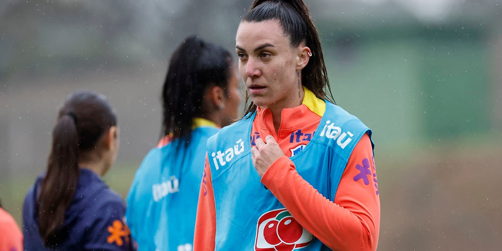 cruzeiro-feminino-chega-a-sete-desfalques-pela-mesma-lesao