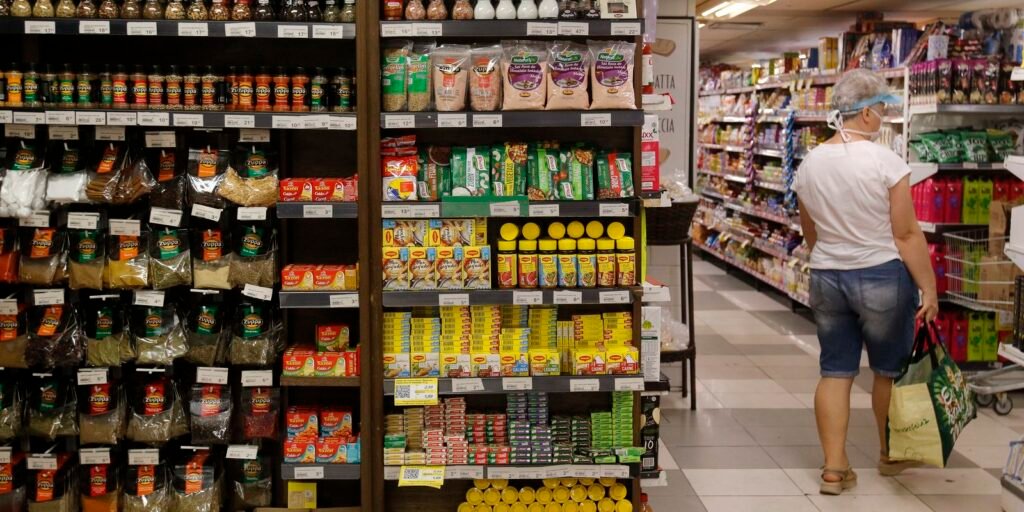fabricacao-de-produto-alimenticio-gerou-mais-emprego-em-2024,-diz-ibge