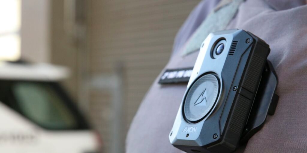 governo-do-rj-deve-entregar-prazo-para-cameras-em-uniformes-policiais
