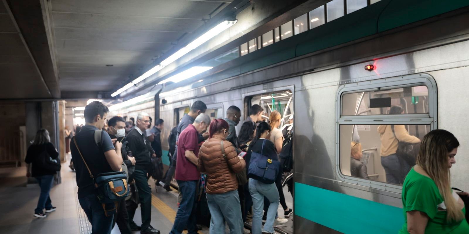 termina-a-greve-nas-linhas-de-trens-em-sao-paulo