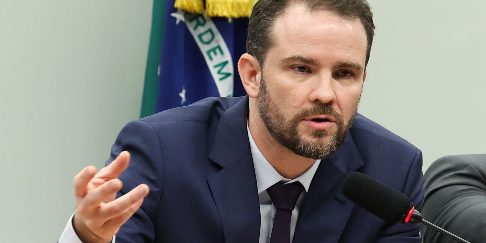 durigan-rebate-criticas-de-inercia-sobre-crise-do-brb