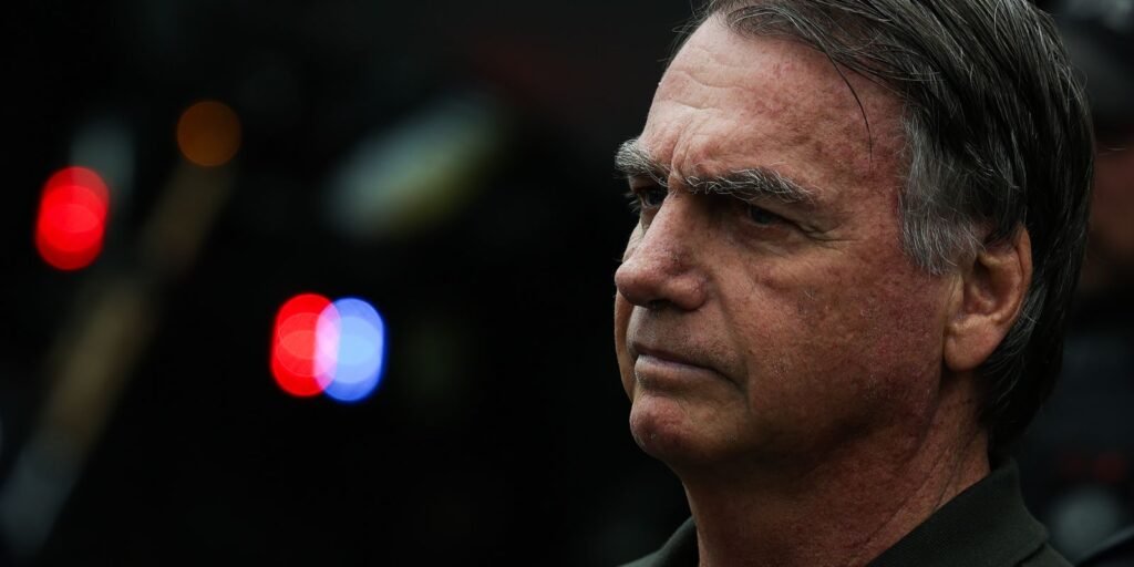 bolsonaro-pede-ao-stf-para-se-consultar-com-a-nora,-que-e-dentista