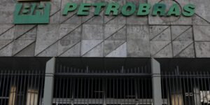 petrobras-anuncia-descoberta-de-petroleo-na-foz-do-amazonas