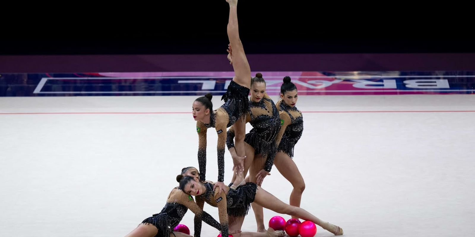 ginastica-ritmica:-brasil-e-bronze-e-garante-vaga-em-los-angeles-2028