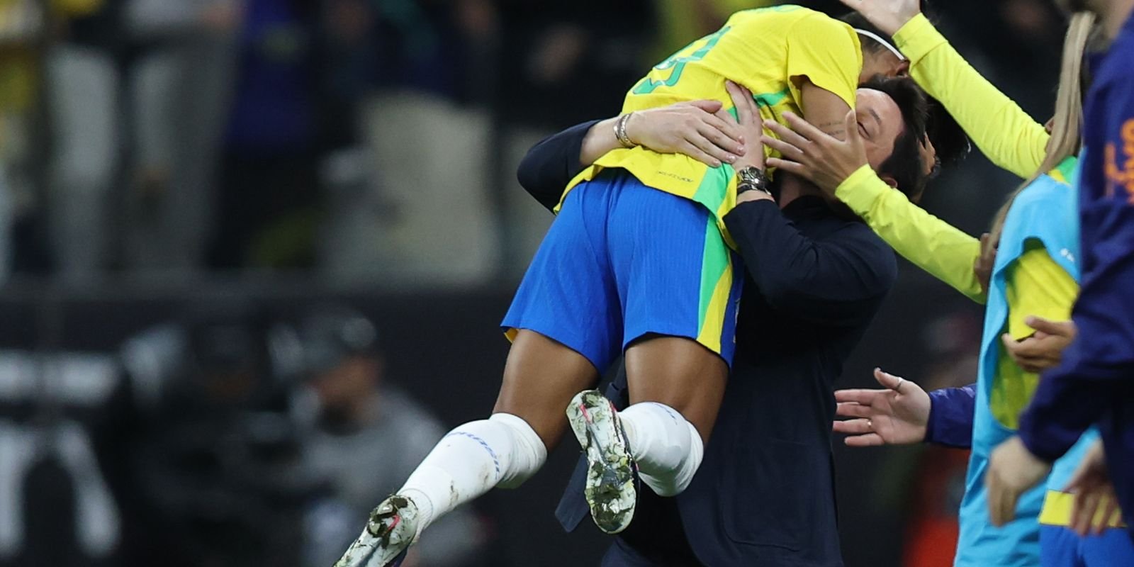 arthur-elias-aprova-logistica-em-caminho-do-brasil-na-copa-feminina