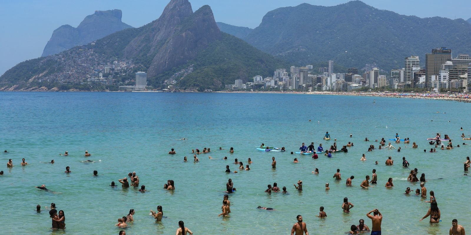 marinha-emite-alerta-de-ressacas-no-litoral-do-rio-e-de-sao-paulo