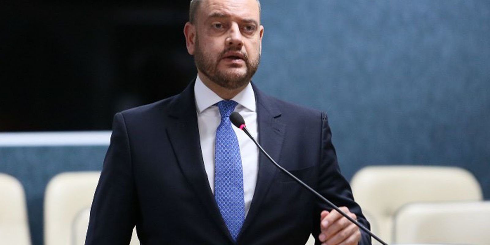 rio-exonera-6,1-mil-comissionados-e-preve-economia-de-r$-221-milhoes