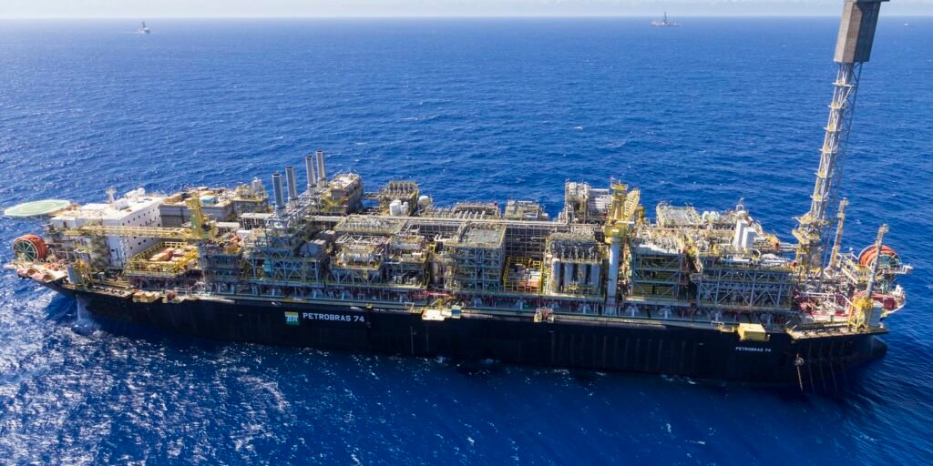 campo-de-buzios,-da-petrobras,-bate-recordes-de-exportacao-de-gas