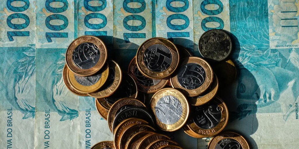 orcamento-de-2027-preve-salario-minimo-de-r$-1.741
