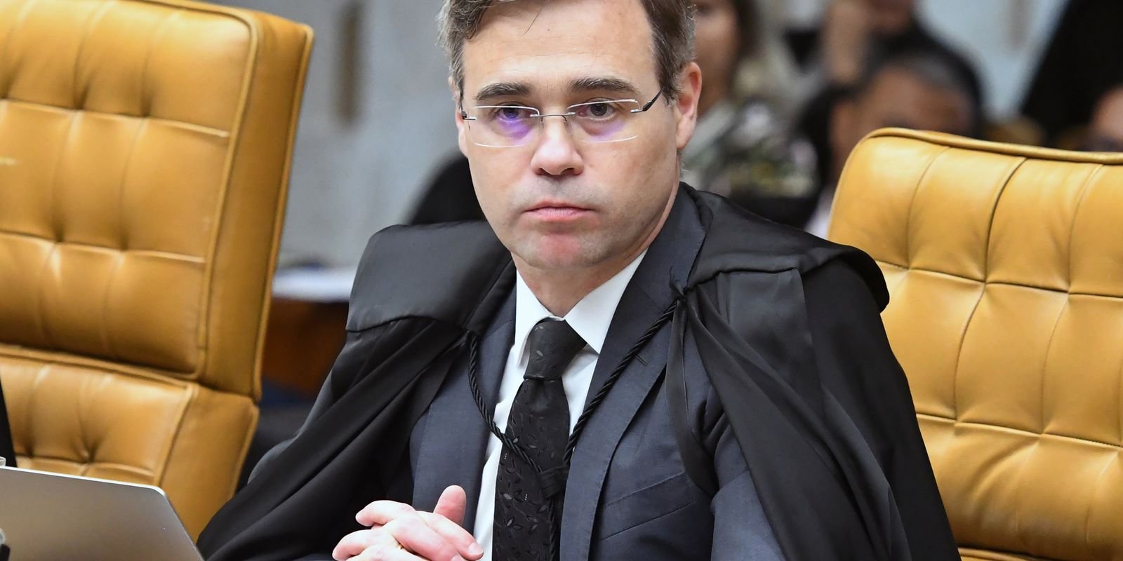 ministro-andre-mendonca-admite-encontro-com-vorcaro-“uma-unica-vez”