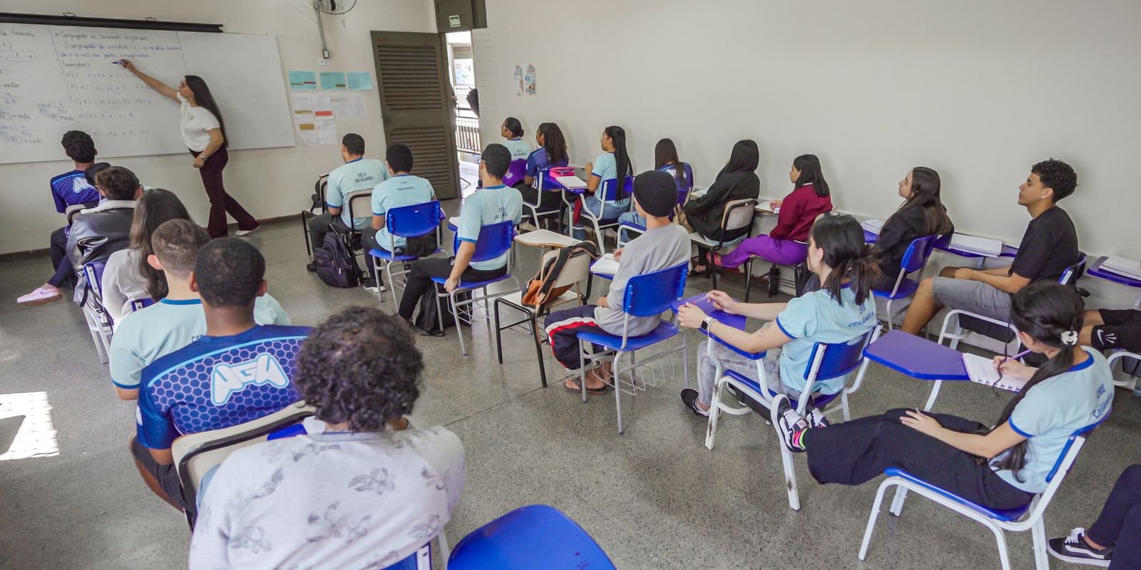 pisa:-brasil-reduz-diferenca-para-paises-ricos-no-desempenho-escolar
