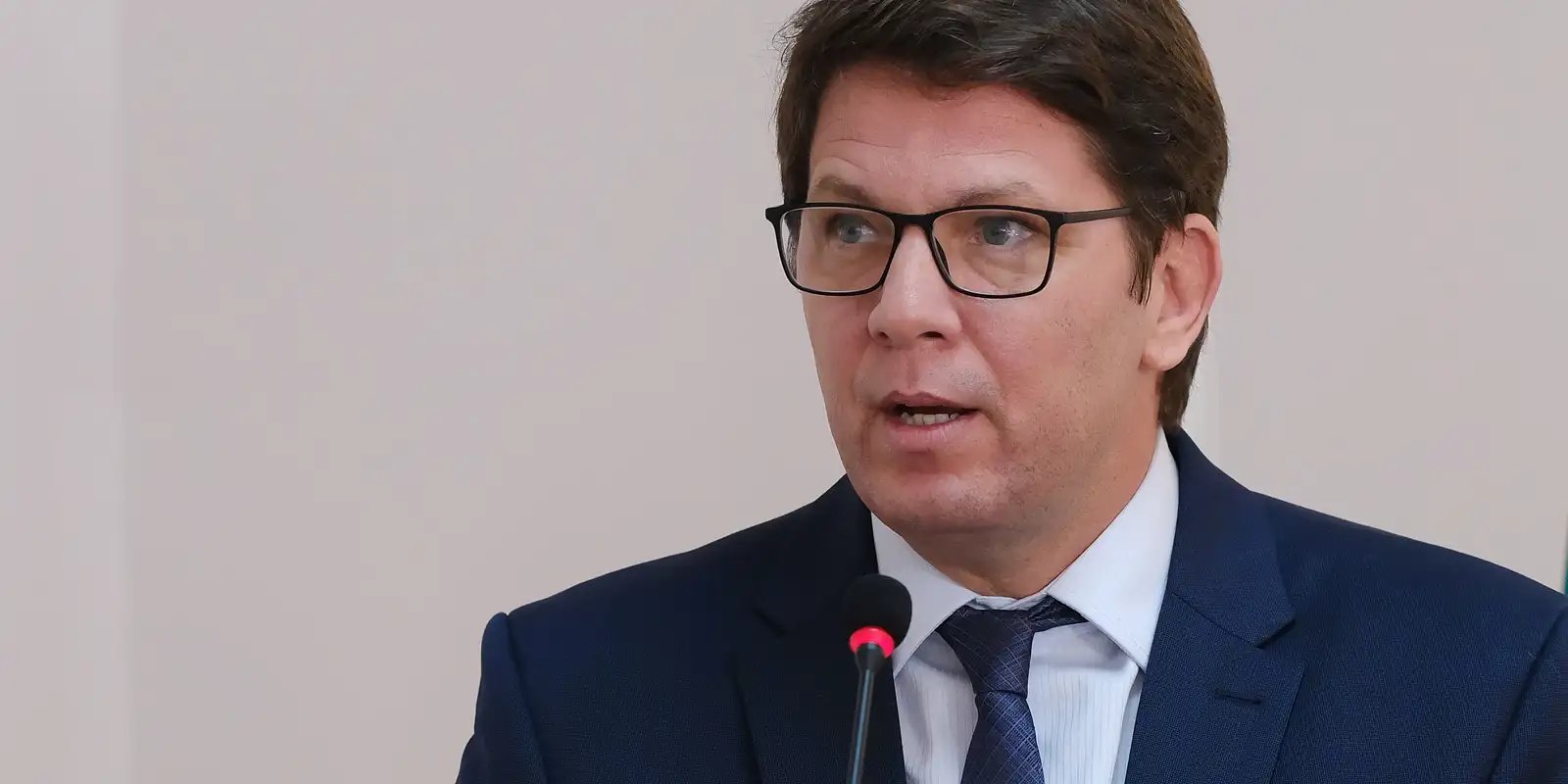dino-aponta-indicios-de-lideranca-de-mario-frias-em-desvio-de-emendas