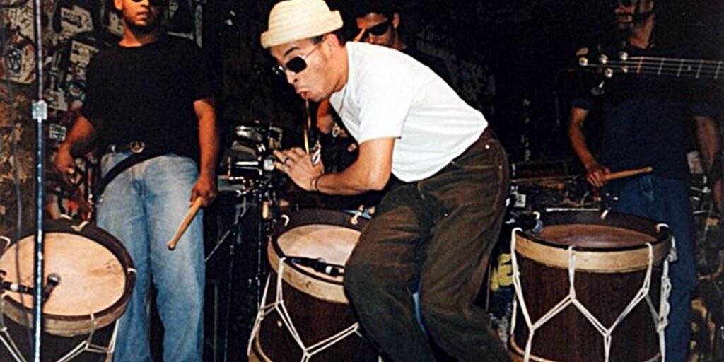 no-ano-em-que-faria-60,-chico-science-ganha-megamural-no-recife