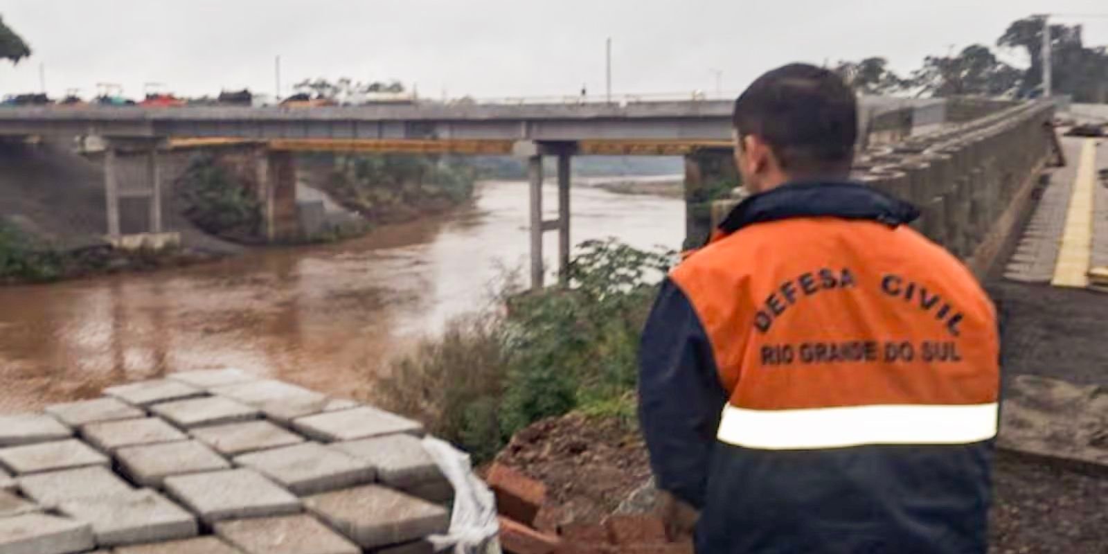temporais-colocam-mais-de-700-cidades-na-regiao-sul-em-alerta-vermelho