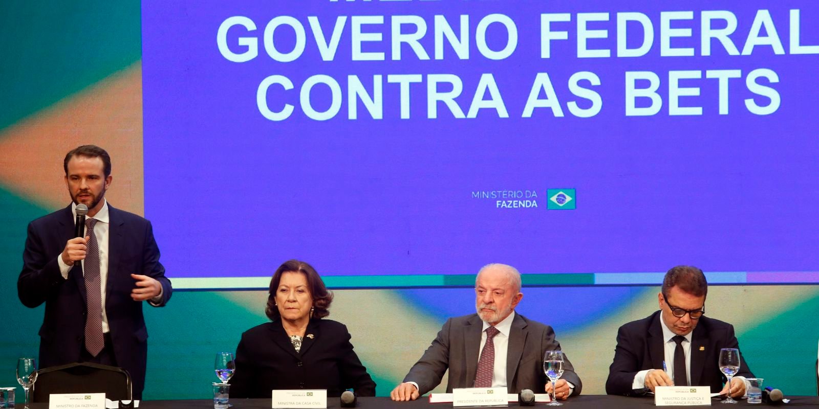 bets-que-continuarem-no-ar-apos-prazo-serao-bloqueadas,-diz-durigan