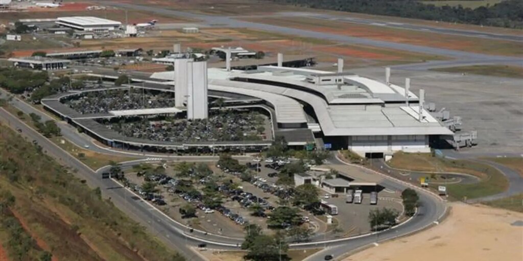 bh:-aeroporto-de-confins-suspende-operacoes-por-problema-na-pista