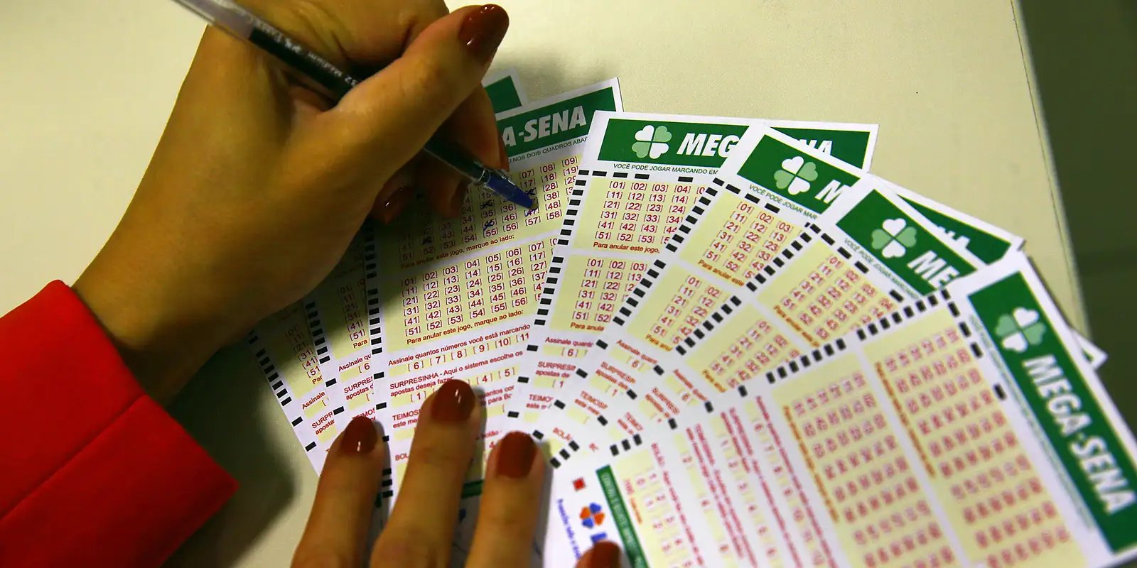 mega-sena-acumula-para-r$-82-milhoes;-confira-os-numeros-sorteados