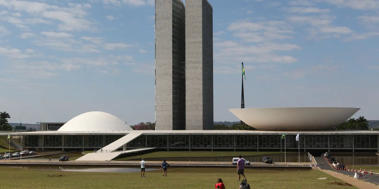 calendario-especial-pode-acelerar-votacao-da-pec-do-fim-da-escala-6×1