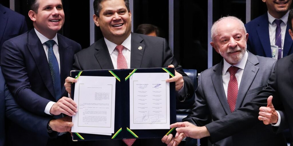 descanso-de-trabalhador-nao-quebra-empresas,-diz-lula-apos-fim-da-6×1