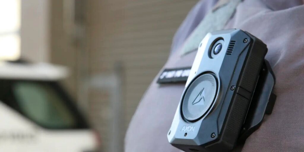 policiais-do-rj-devem-ter-novas-cameras-corporais-em-marco-de-2027