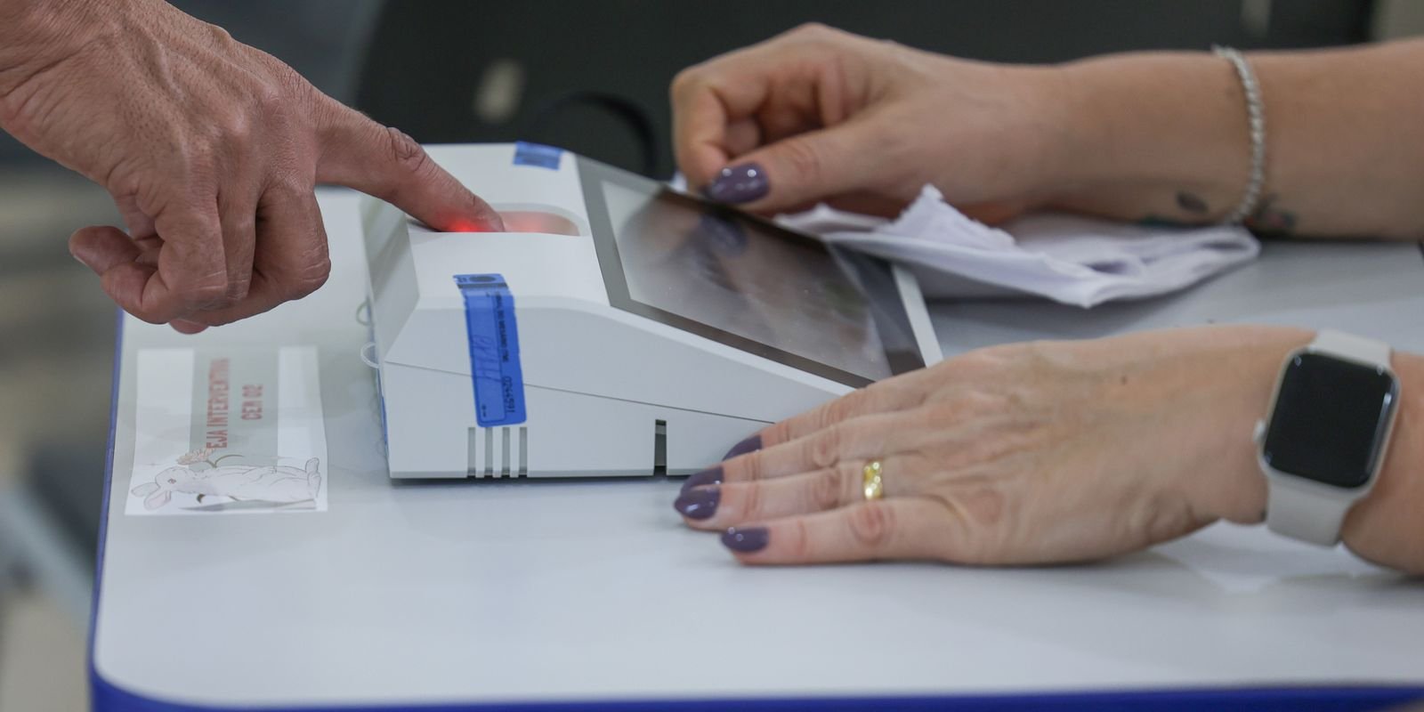 horario-de-votacao-ampliado-sera-apenas-onde-urnas-nao-foram-fechadas