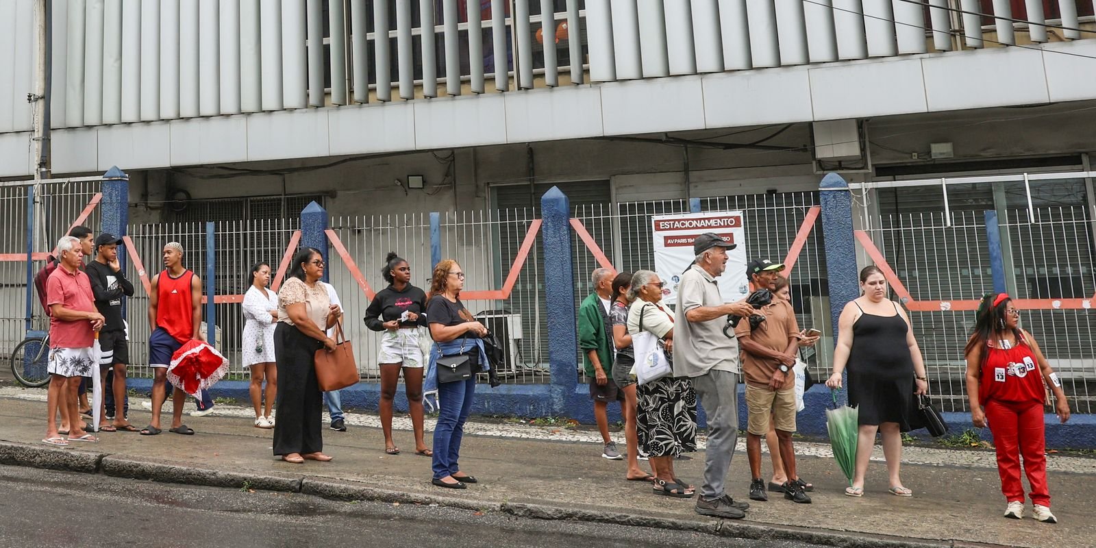 centrais-sindicais-criticam-falta-de-onibus-no-dia-da-eleicao