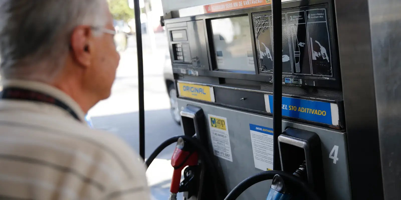 governo-prorroga-por-um-mes-subvencao-de-r$-2,12-ao-diesel