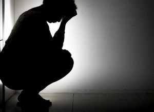 oms:-uma-em-cada-seis-pessoas-no-mundo-e-afetada-pela-solidao