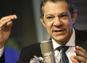 haddad-diz-que-pode-haver-conversa-entre-lula-e-trump-sobre-tarifas
