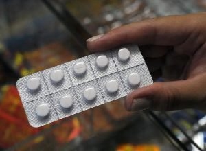 possivel-reacao-do-brasil-a-tarifaco-pode-afetar-precos-de-remedios