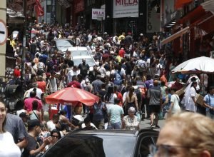 inadimplencia-de-familias-cresce-na-cidade-de-sp,-diz-fecomercio