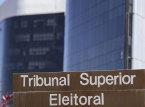 tse-empossa-dois-ministros-indicados-por-lula