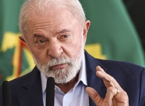 lula-finaliza-plano-aos-setores-afetados-por-tarifaco-de-trump