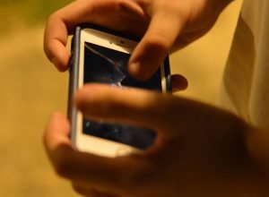 caminhos-da-reportagem-mostra-perigos-para-jovens-na-internet