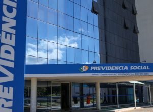 inss:-senado-aprova-bonus-para-servidor-acelerar-analise-de-beneficios