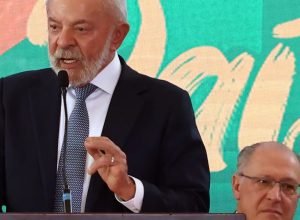 governo-anuncia-r$-30-bi-em-credito-para-setores-afetados-por-tarifaco