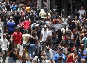 populacao-brasileira-chega-a-213,4-milhoes-em-julho-de-2025