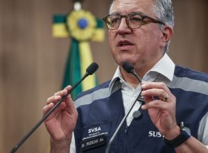 padilha-determina-notificacao-de-casos-de-intoxicacao-por-metanol