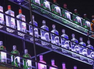 fiscalizacao-apreende-mais-de-7-mil-garrafas-de-bebidas-em-sao-paulo