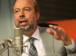 nao-foi-falta-de-energia,-mas-problema-tecnico,-diz-ministro-silveira