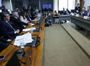 haddad-diz-que-cortar-beneficios-tributarios-e-combater-privilegios