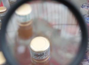 intoxicacao-por-metanol:-brasil-tem-36-casos-confirmados-e-sete-mortes