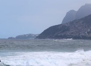fim-de-semana-no-rio-tera-mar-de-ressaca-e-frente-fria